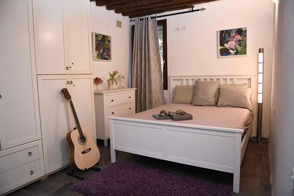 Grace Apartment In Венеция