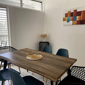 https://appartement-moderne-2-chambres-proche-aeroport-chu-port.comcaribbean.com